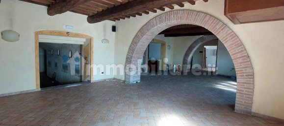 Gewerbliche Immobilie in San Venanzo, Italy 1542m², Nr. 353452 13