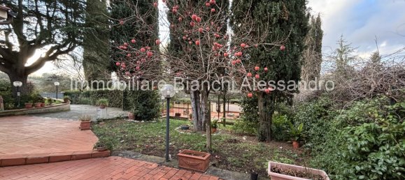 5 rooms Apartment in Florence, Italy No. 12873 14