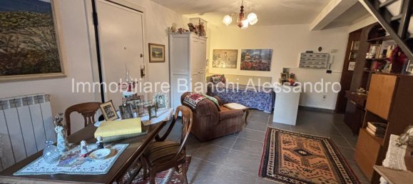5 rooms Apartment in Florence, Italy No. 12873 11