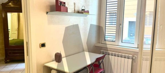 4 rooms Apartment in Rome, Italy No. 158587 6