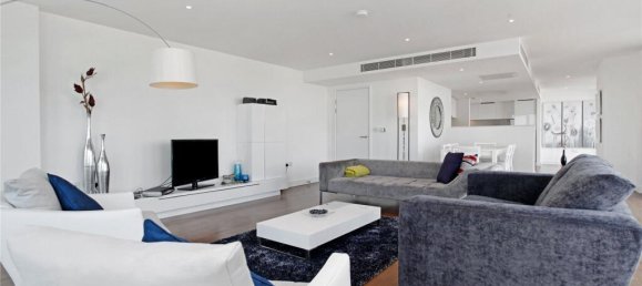 3 bedrooms Apartment in London, United Kingdom No. 8277 9