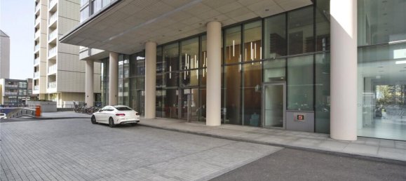 3 bedrooms Apartment in London, United Kingdom No. 8277 44