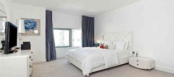 3 bedrooms Apartment in London, United Kingdom No. 8277 5