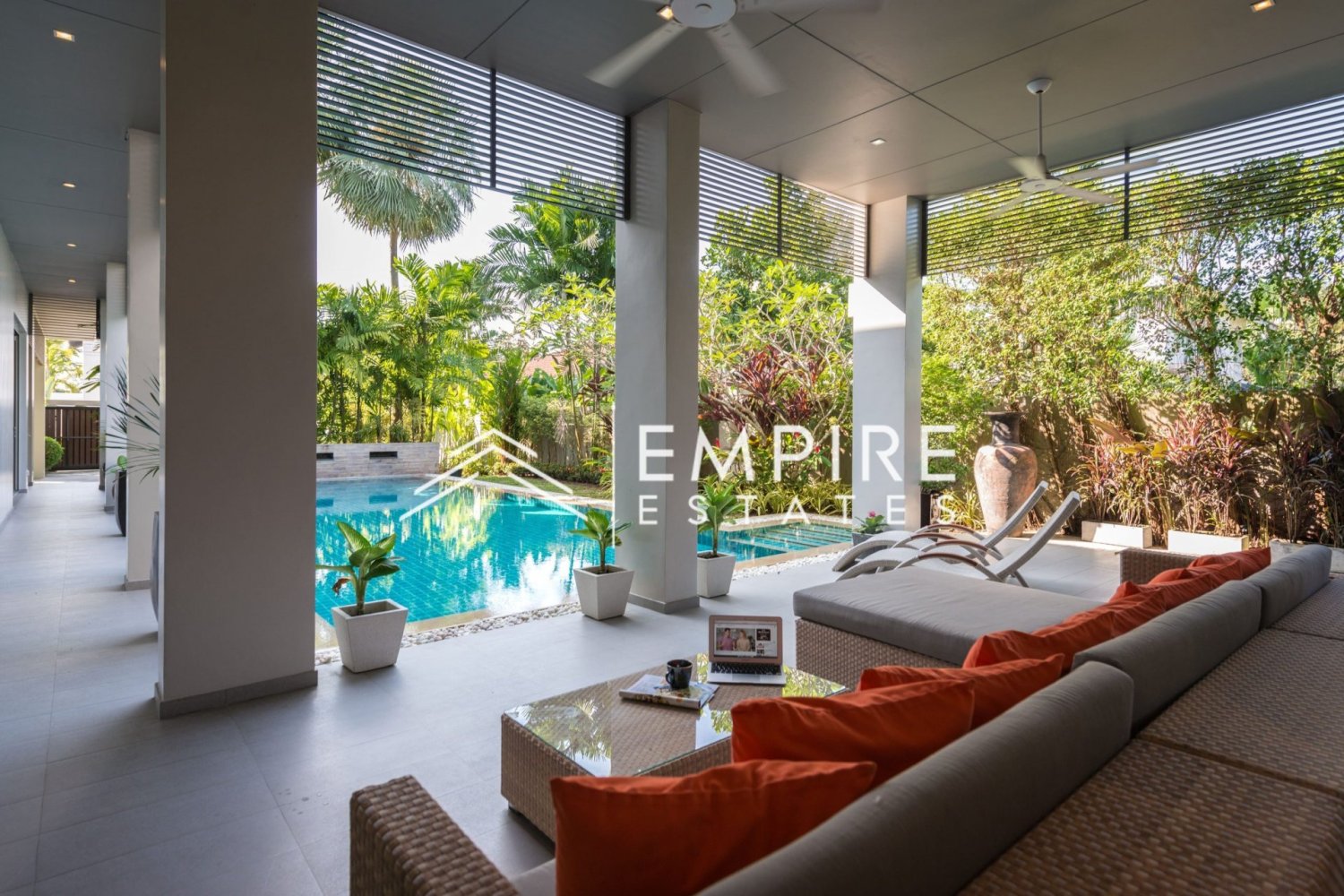 4 bedrooms Villa in Bang Tao, Thailand No. 5943