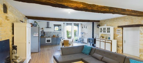 4 Schlafzimmer Haus in Charente, France, Nr. 335466 2