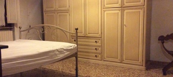 6-salle Appartement à Arezzo, Italy No. 113739 11