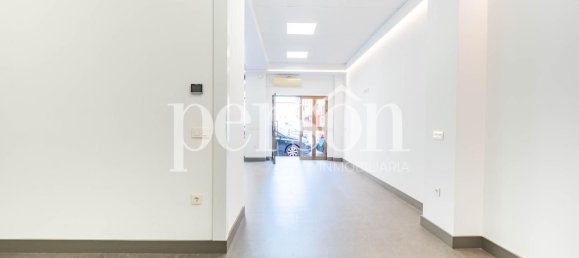 90m² Commercial property in Valencia, Spain No. 159894 12