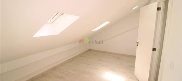 9 bedrooms House in Lisbon, Portugal No. 132780 21