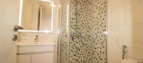 9 bedrooms House in Lisbon, Portugal No. 132780 13