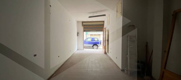 1-Zimmer Garage in San Severo, Italy, Nr. 21982 5