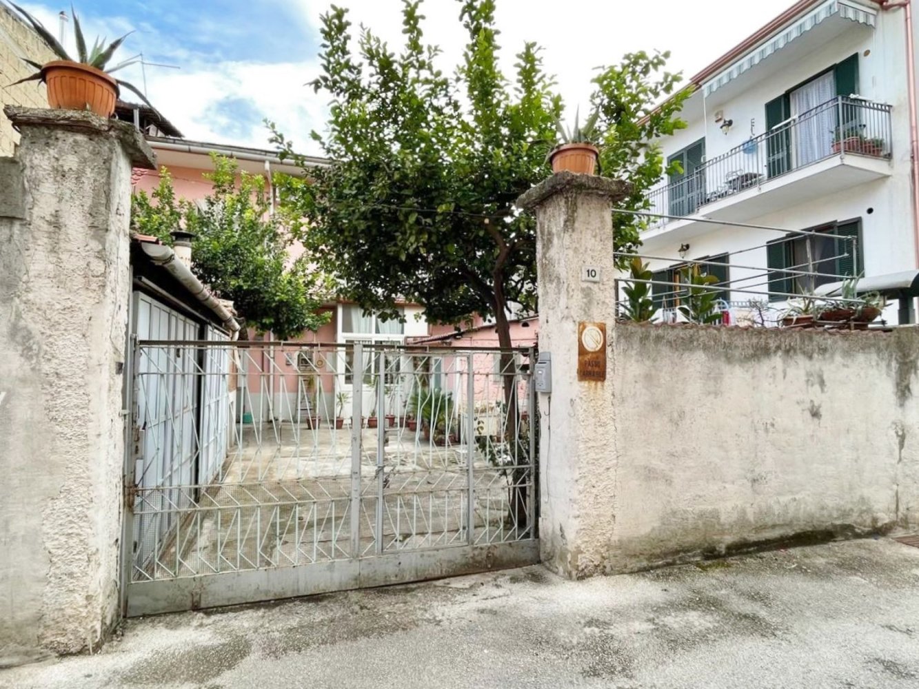 5 rooms Villa in Maddaloni, Italy No. 115500
