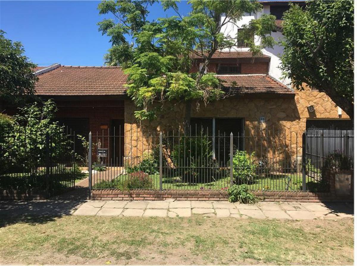 5 Schlafzimmer Haus in Berazategui, Argentina, Nr. 62410