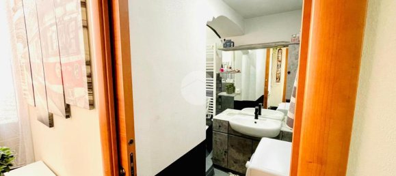 2-salle Appartement à Monza, Italy No. 232669 12