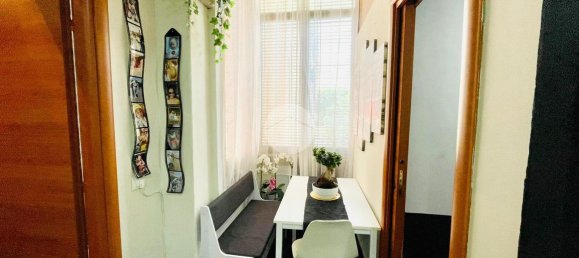 2-salle Appartement à Monza, Italy No. 232669 10