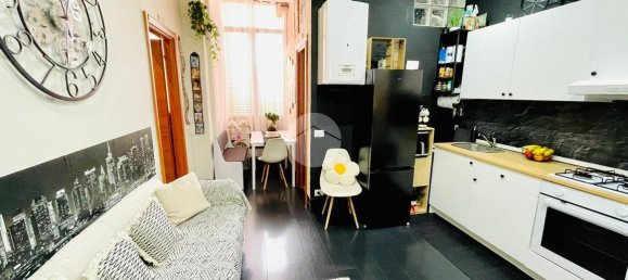 2-salle Appartement à Monza, Italy No. 232669 6