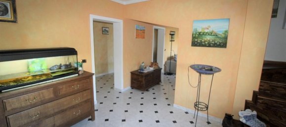 8-salle Villa à Cavriglia, Italy No. 234233 9