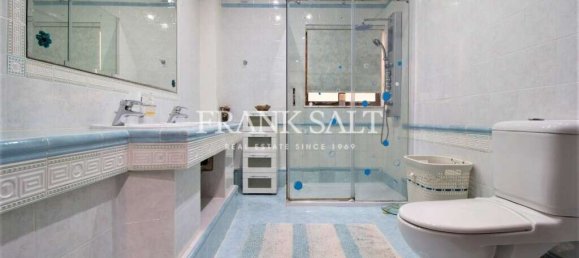 Квартира с 2 спальнями в Марсаскала, Мальта № 4881 15