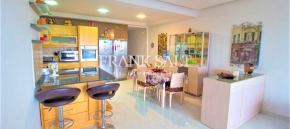 Квартира с 2 спальнями в Марсаскала, Мальта № 4881 6