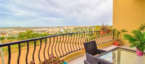 Квартира с 2 спальнями в Марсаскала, Мальта № 4881 3