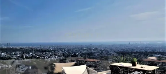 3 bedrooms Penthouse in Limassol, Cyprus No. 605 4