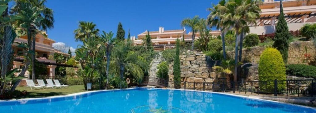 3 bedrooms Apartment in Marbella, Spain No. 18251