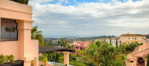 3 bedrooms Apartment in Marbella, Spain No. 18251 2