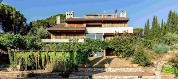 14 rooms Villa in Perugia, Italy No. 130558 4