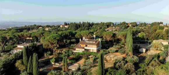 14 rooms Villa in Perugia, Italy No. 130558 2