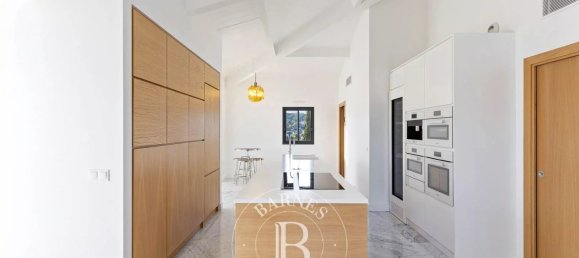 4 bedrooms Penthouse in Porto-Vecchio, France No. 99751 5