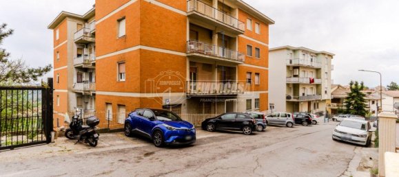 4-Zimmer Wohnung in Monte San Giusto, Italy, Nr. 236171 32