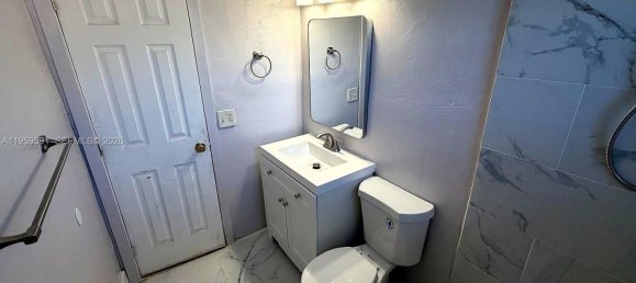 3 Schlafzimmer Villa in Miami, USA, Nr. 615715 16