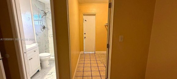 3 Schlafzimmer Villa in Miami, USA, Nr. 615715 13