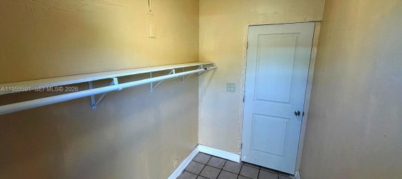 3 Schlafzimmer Villa in Miami, USA, Nr. 615715 7