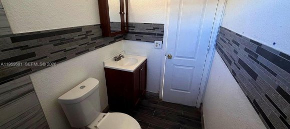 3 Schlafzimmer Villa in Miami, USA, Nr. 615715 10