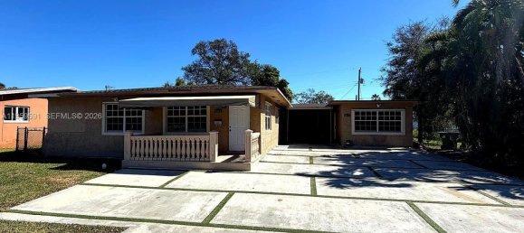 3 Schlafzimmer Villa in Miami, USA, Nr. 615715 24
