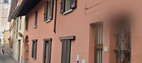 2 rooms Apartment in Castano Primo, Italy No. 1689 3