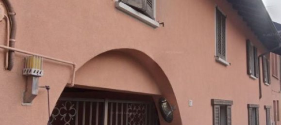2 rooms Apartment in Castano Primo, Italy No. 1689 8