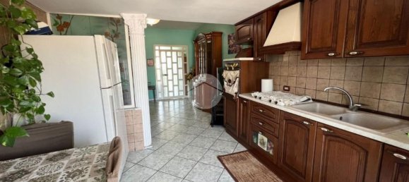 2 bedrooms Apartment in Naples, Italy No. 344921 7