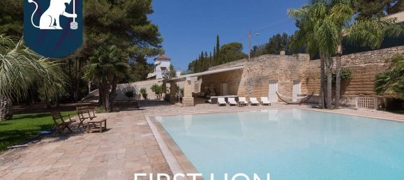 Вилла с 9 комнатами в Nardò, Италия № 18524 2