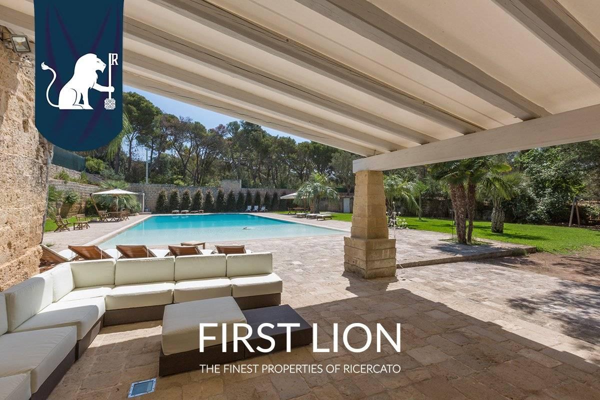 Вилла с 9 комнатами в Nardò, Италия № 18524