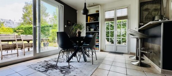 3 bedrooms House in Mortefontaine, France No. 315726 5