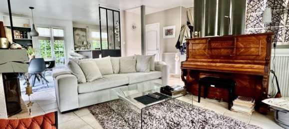 3 bedrooms House in Mortefontaine, France No. 315726 3