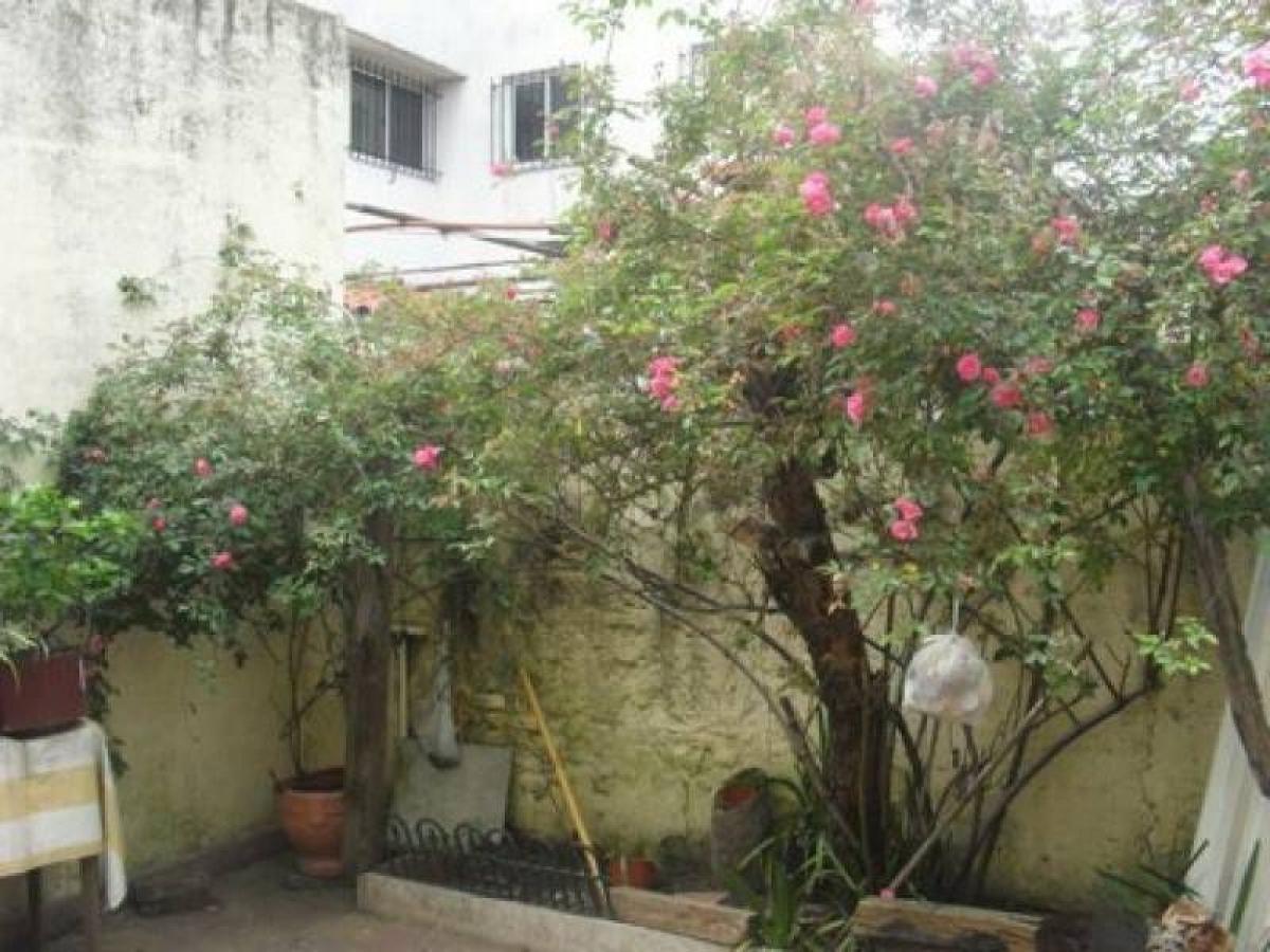 3 chambres Maison à Lanus, Argentina No. 2181