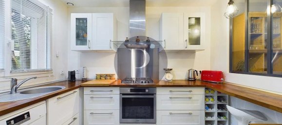 4 bedrooms Villa in Le Plessis-Robinson, France No. 151139 9