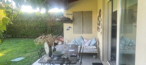 4 bedrooms Villa in Piacenza, Italy No. 380687 16