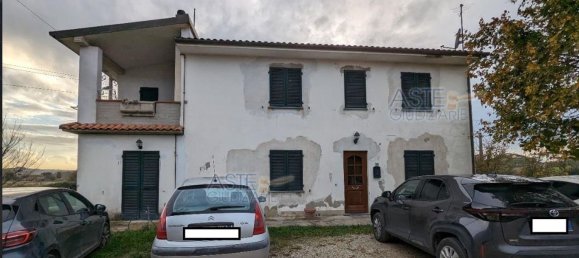 6غرفة شقة في Lamporecchio, Italy رقم 40719 6