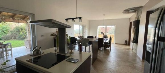 5 bedrooms Villa in Pietrosella, France No. 223193 4