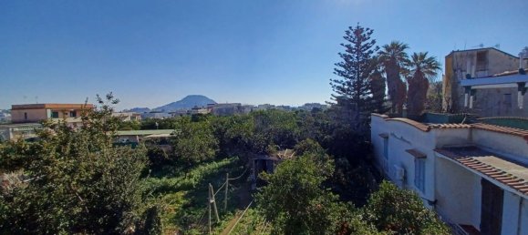 3 rooms Apartment in Monte di Procida, Italy No. 56837 19