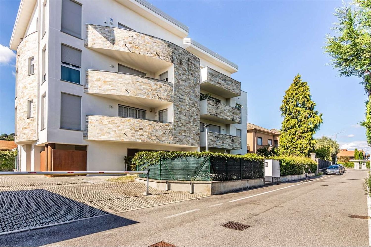 2 chambres Appartement à Mariano Comense, Italy No. 373755