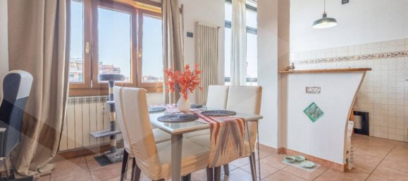 3 rooms Apartment in Ciampino, Italy No. 24700 3